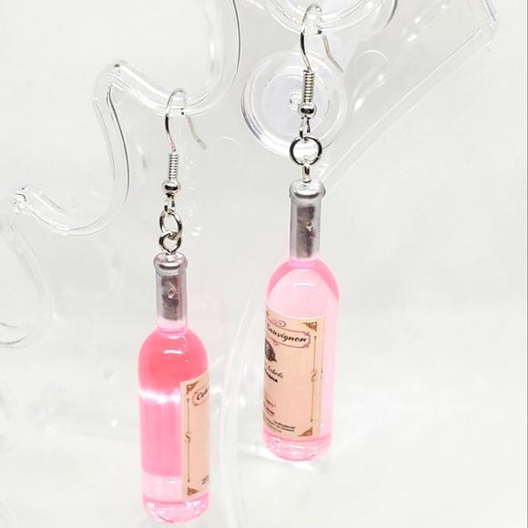 Jewelry - Pink Wine Bottle Earrings, New